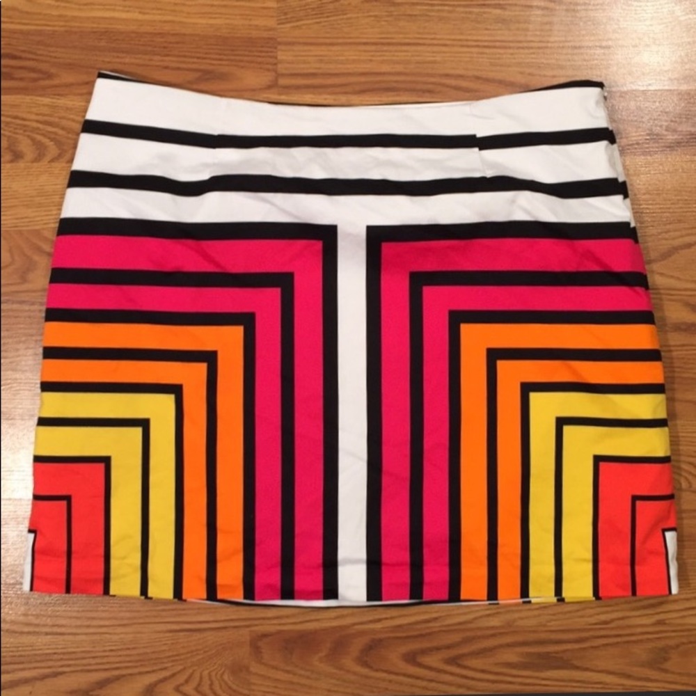 Reposh too snug for me size 20 graphic print